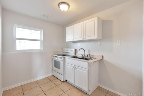 20306 E Batavia Dr, Aurora, CO 80011 photo 12
