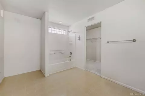 Bath - 5384 Perth Ct, Denver, CO 80249 photo 3 of 4