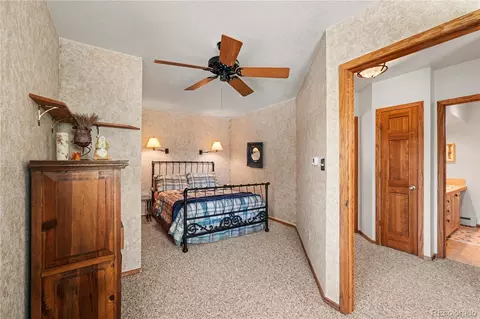 Bedroom - 1784 Deer Trail Rd, Boulder, CO 80302 photo 2 of 6
