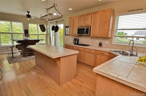 535 Columbine Dr, Bennett, CO 80102 photo 10