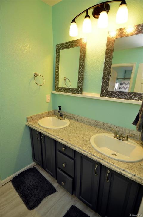 535 Columbine Dr, Bennett, CO 80102 photo 27