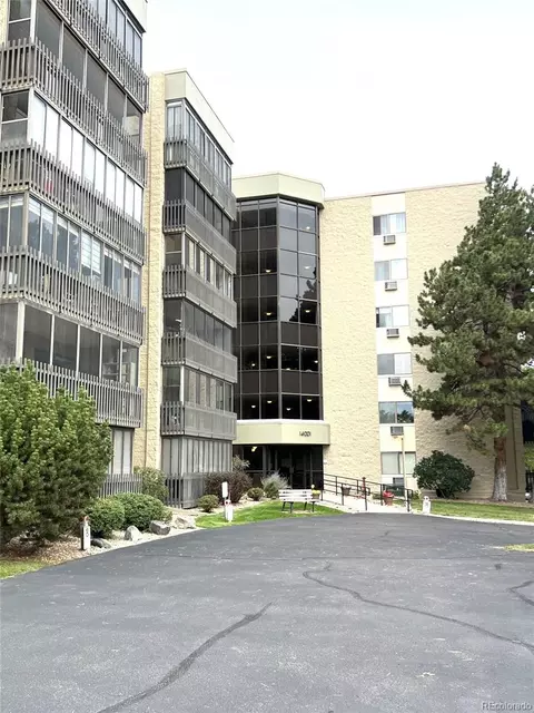 14001 E Marina Dr #307, Aurora, CO 80014