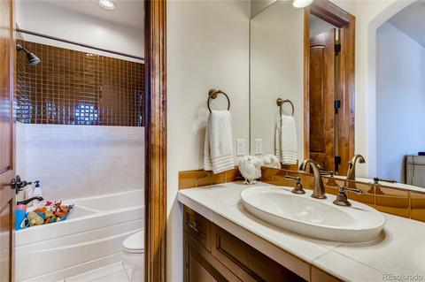 9182 E Harvard Ave, Denver, CO 80231 photo 21