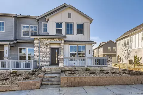 1961 S Haleyville Way, Aurora, CO 80018