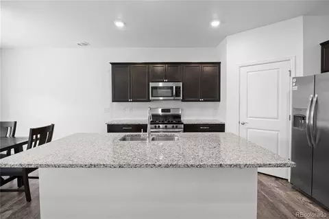 Kitchen - 26754 E Archer Ave, Aurora, CO 80018 photo 2 of 4