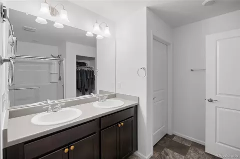 Bath - 26754 E Archer Ave, Aurora, CO 80018 photo 1 of 1