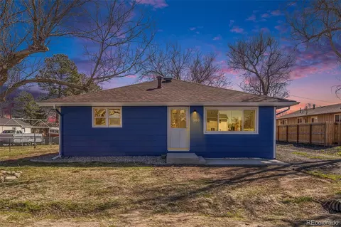 260 S Main St, Byers, CO 80103