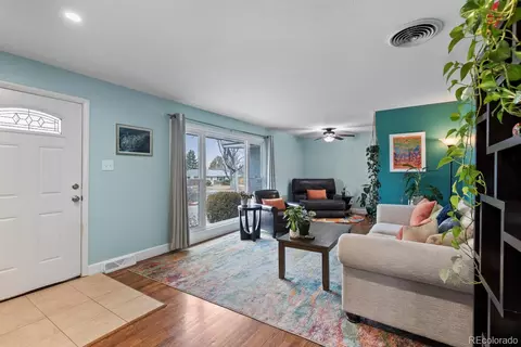 236 Lima St, Aurora, CO 80010 photo 4
