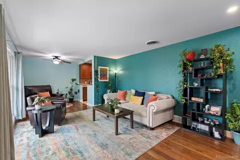 236 Lima St, Aurora, CO 80010 photo 2