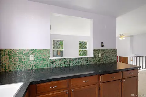 Kitchen - 19539 E Purdue Cir, Aurora, CO 80013 photo 4 of 5