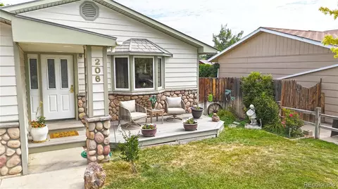 Exterior - 206 E Rangely Ave, Rangely, CO 81648 photo 3 of 16