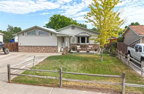 Exterior - 206 E Rangely Ave, Rangely, CO 81648 photo 4 of 16