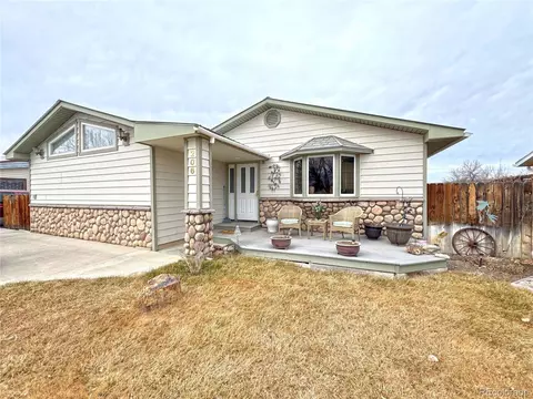 206 E Rangely Ave, Rangely, CO 81648