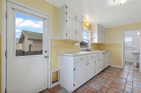 360 6th St, Bennett, CO 80102 photo 8