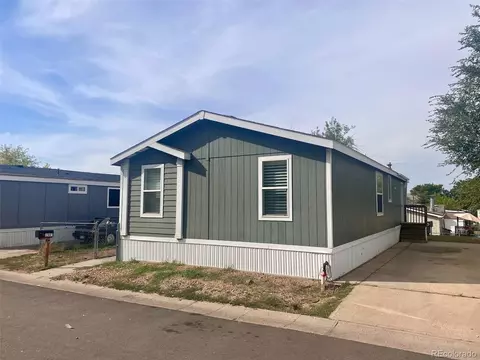 1907 Clark St, Aurora, CO 80011