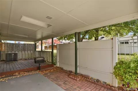 Exterior - 12072 E Maple Ave, Aurora, CO 80012 photo 2 of 3