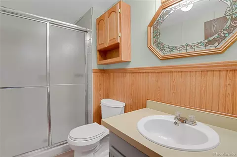 Bath - 12072 E Maple Ave, Aurora, CO 80012 photo 3 of 3