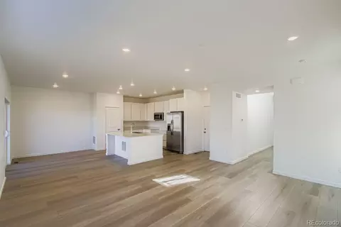 6879 Juniper Dr, Thornton, CO 80602 photo 5