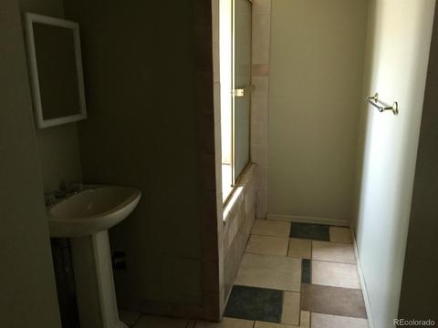 1275 Iola St, Aurora, CO 80010 photo 8