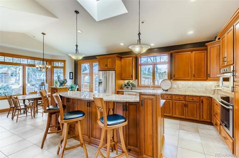 7100 Oak St, Arvada, CO 80004 photo 2