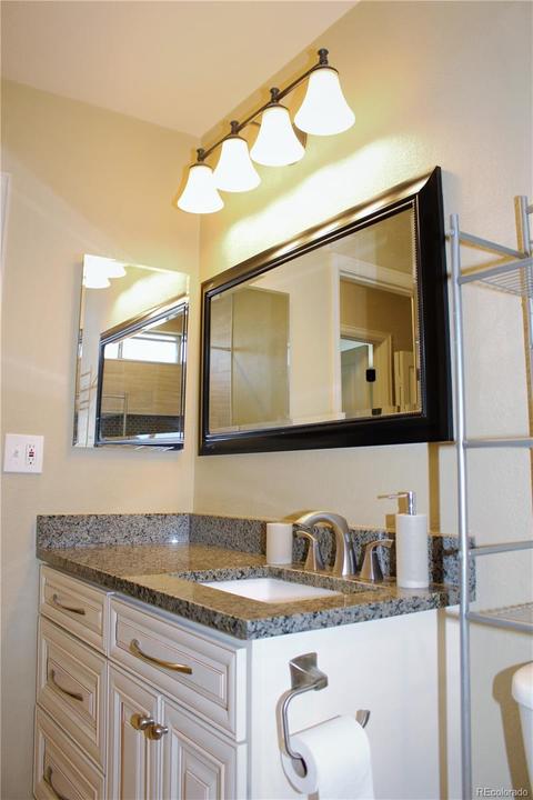 16232 E Rice Pl #B, Aurora, CO 80015 photo 13