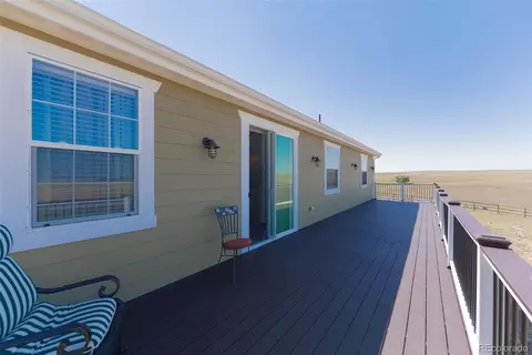 Exterior - 2394 S Manila Rd, Bennett, CO 80102 photo 3 of 4