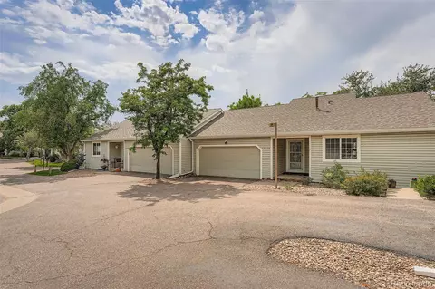 2800 S Heather Gardens Way #B, Aurora, CO 80014