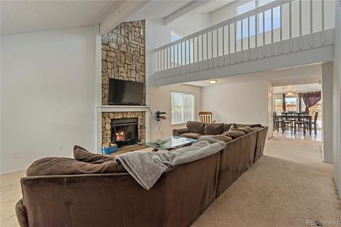 18949 E Kent Cir, Aurora, CO 80013 photo 3