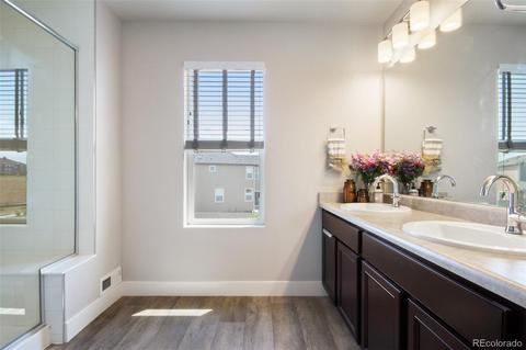 15897 Elk Pl, Denver, CO 80239 photo 22