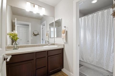 15897 Elk Pl, Denver, CO 80239 photo 28