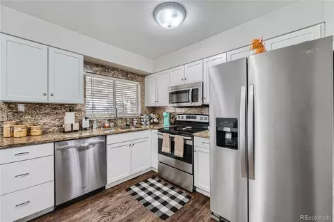Kitchen - 17847 E Mexico Dr, Aurora, CO 80017 photo 1 of 3