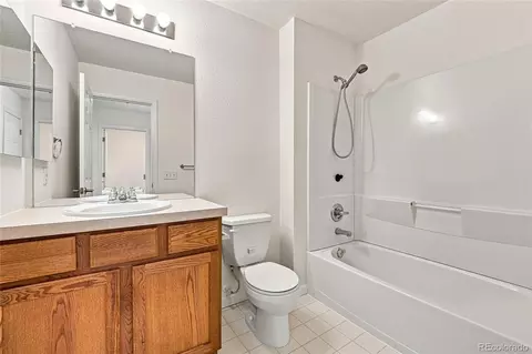 Bath - 7920 E 29th Ave, Denver, CO 80238 photo 4 of 4