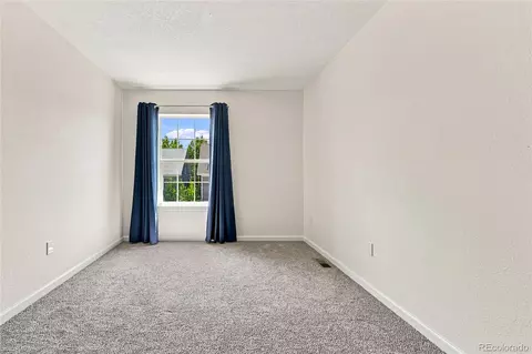 Bedroom - 7920 E 29th Ave, Denver, CO 80238 photo 6 of 9