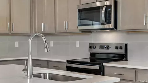 Kitchen - 22624 E 6th Pl, Aurora, CO 80018 photo 6 of 7