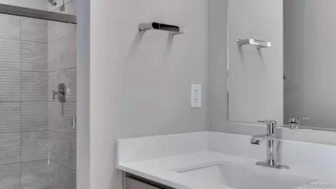 Bath - 22624 E 6th Pl, Aurora, CO 80018 photo 2 of 4