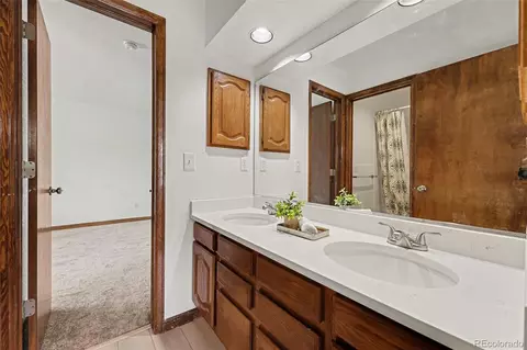 Bath - 2875 E 124th Way, Thornton, CO 80241 photo 3 of 4