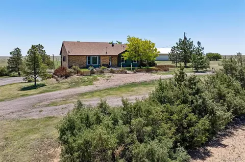 45412 Sun Country Dr, Elizabeth, CO 80107