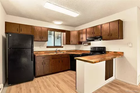 Kitchen - 217 Catamount Ridge Rd, Bailey, CO 80421 photo 2 of 4