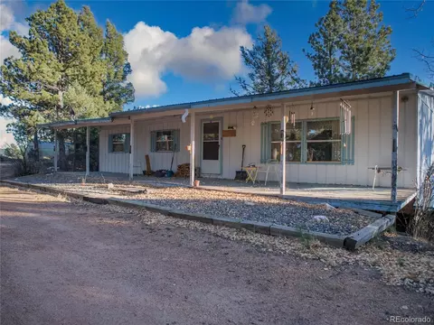 916 Pinecrest Rd, Woodland Park, CO 80863