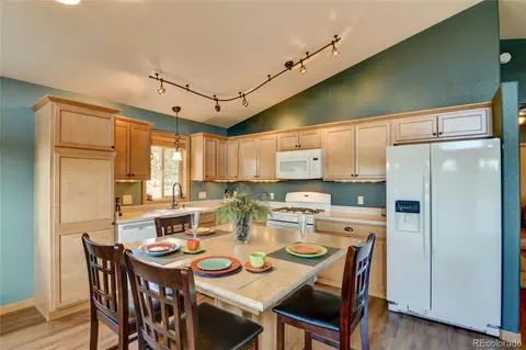 Kitchen - 75 Whip Way, Hartsel, CO 80449 photo 5 of 8