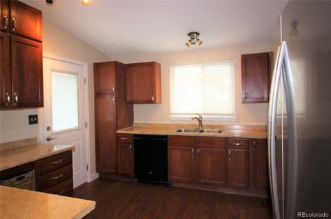 864 Madison Way, Bennett, CO 80102 photo 2