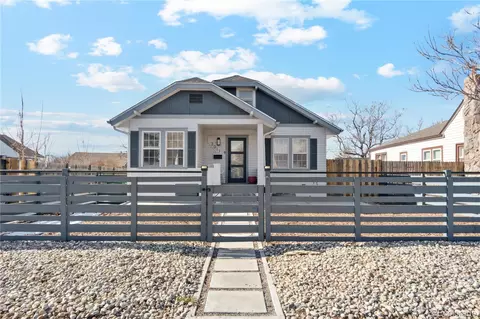 2017 Geneva St, Aurora, CO 80010