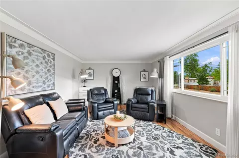 Living - 690 E Davies Ave, Centennial, CO 80122 photo 2 of 3
