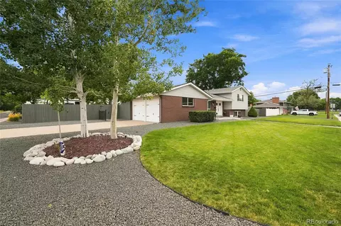 Exterior - 690 E Davies Ave, Centennial, CO 80122 photo 4 of 14