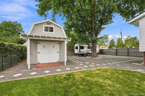 Exterior - 690 E Davies Ave, Centennial, CO 80122 photo 10 of 14