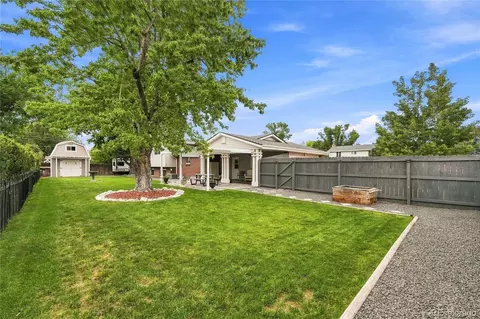 Exterior - 690 E Davies Ave, Centennial, CO 80122 photo 9 of 14
