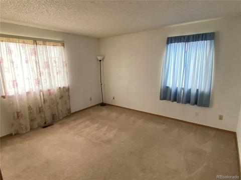 5433 Sable St, Denver, CO 80239 photo 8