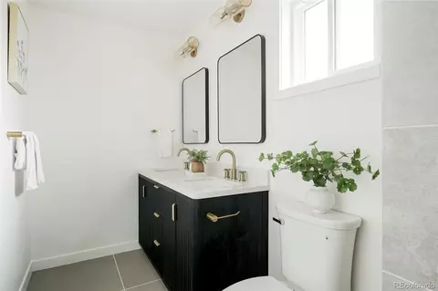 Bath - 80 S Lashley Ln, Boulder, CO 80305 photo 2 of 3