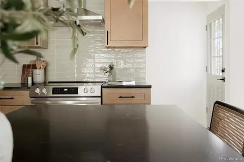 Kitchen - 80 S Lashley Ln, Boulder, CO 80305 photo 5 of 5