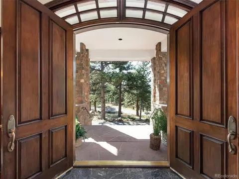 1189 Rembrandt Rd, Boulder, CO 80302 photo 2
